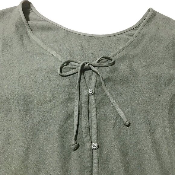 Cloth & Stone back button top, size M, Never worn, new - Picture 6 of 9